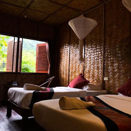 Mekong Riverside Lodge Muang Pakbèng Exterior foto