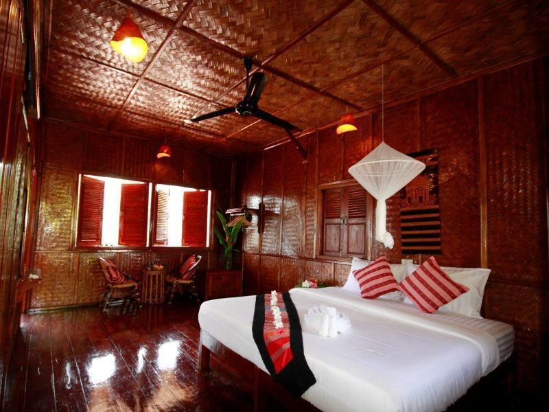 Mekong Riverside Lodge Muang Pakbèng Exterior foto